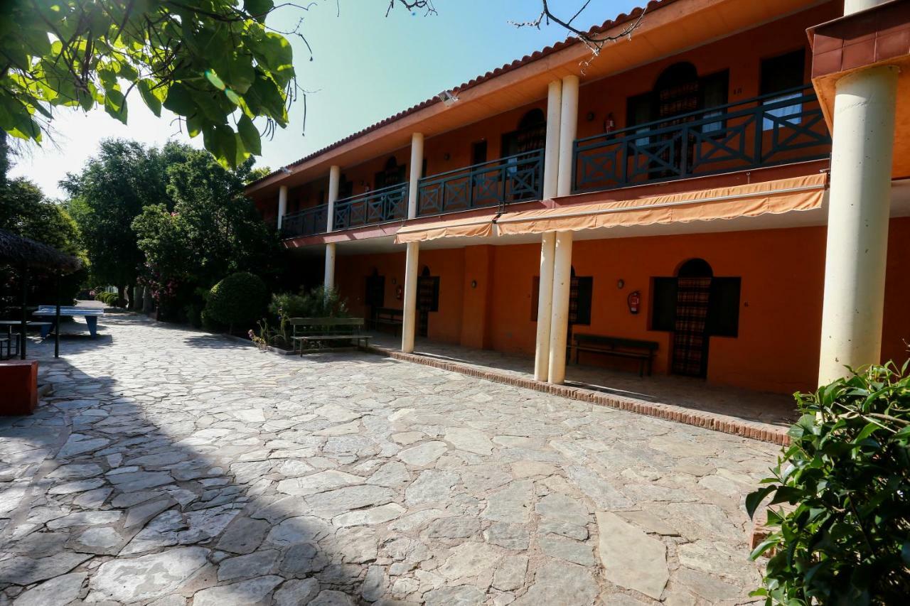 Hostel Layos, Toledo Εξωτερικό φωτογραφία